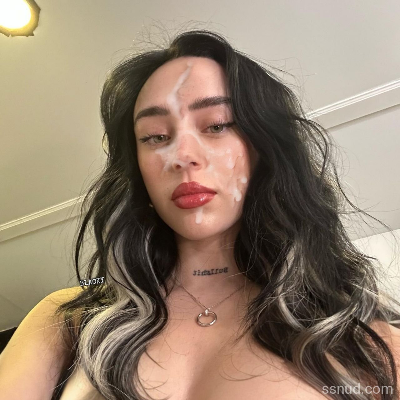  de Nicki Nicole