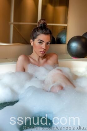  de Candela Diaz