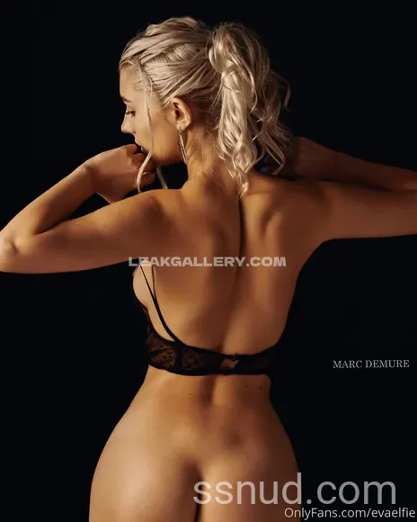 Preview de Eva Elfie