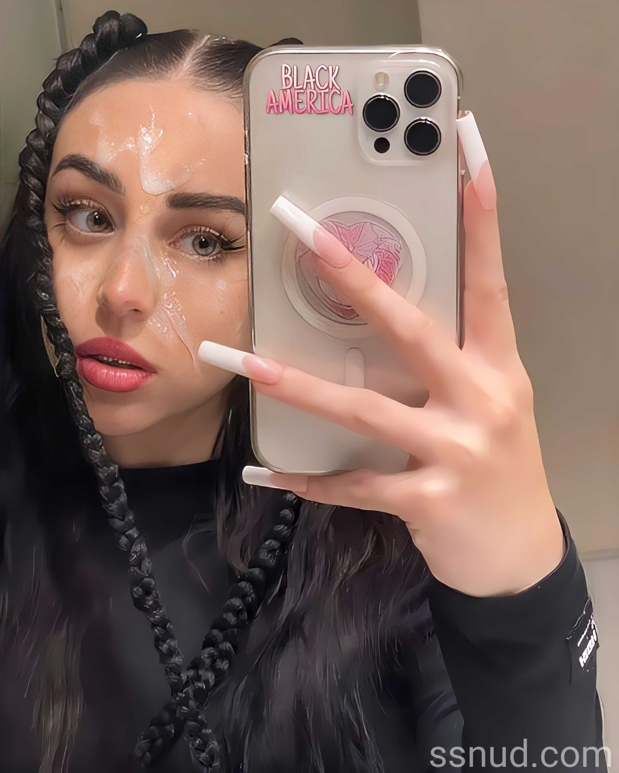  de Nicki Nicole